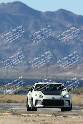 media/Nov-23-2025-Speed Ventures (Sun) [[88f20b6e61]]/2-Orange Group/Session 2 (Turns 16 and 17 Exit)/